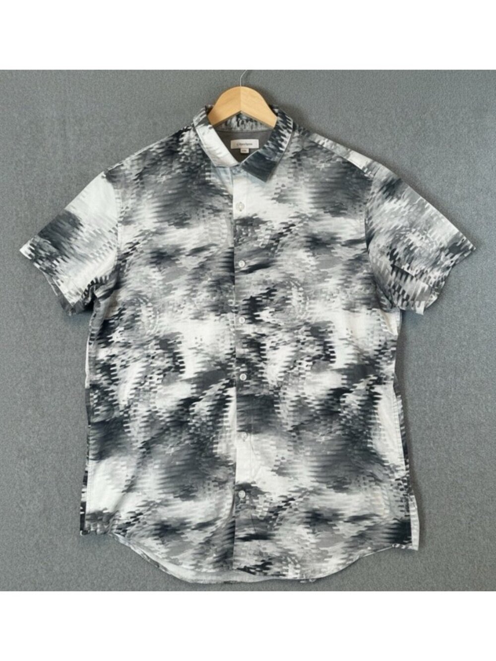 Calvin Klein Mens Large 100% Cotton Abstract Geometric Short Sleeve Shirt